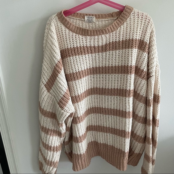 Tillys striped sweater - Picture 1 of 2